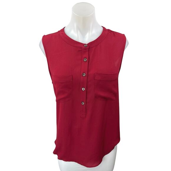 NEW Ann Taylor LOFT Red Sleeveless Half Button Shirt Blouse Tank Top Size M - Picture 1 of 4